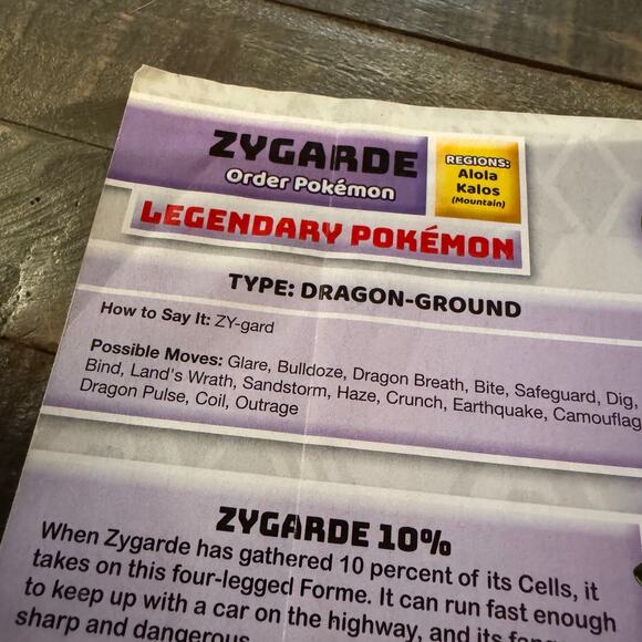 Super Deluxe Essential Handbook Pokémon Stats and Facts on Over 800 Characters - Picture 7 of 11